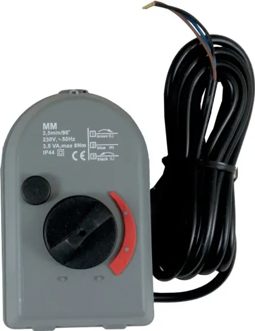 Mischermotor mit grauem Gehäuse und schwarzen Kabeln. Einstellrad zur Steuerung der Funktion. Hersteller: Wolf.